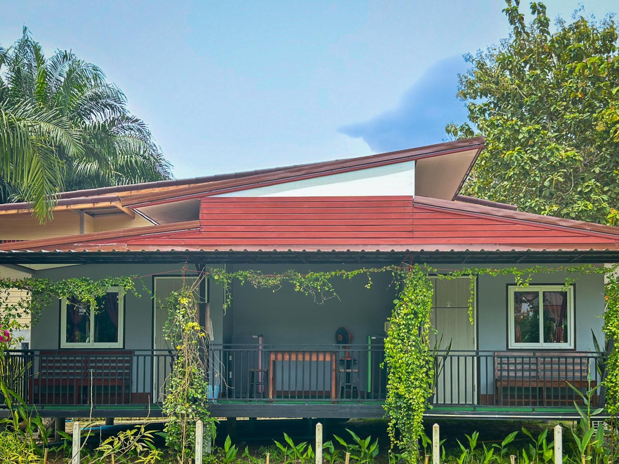 Baan Panmala Guesthouse - Ao Luek, Krabi town المظهر الخارجي الصورة