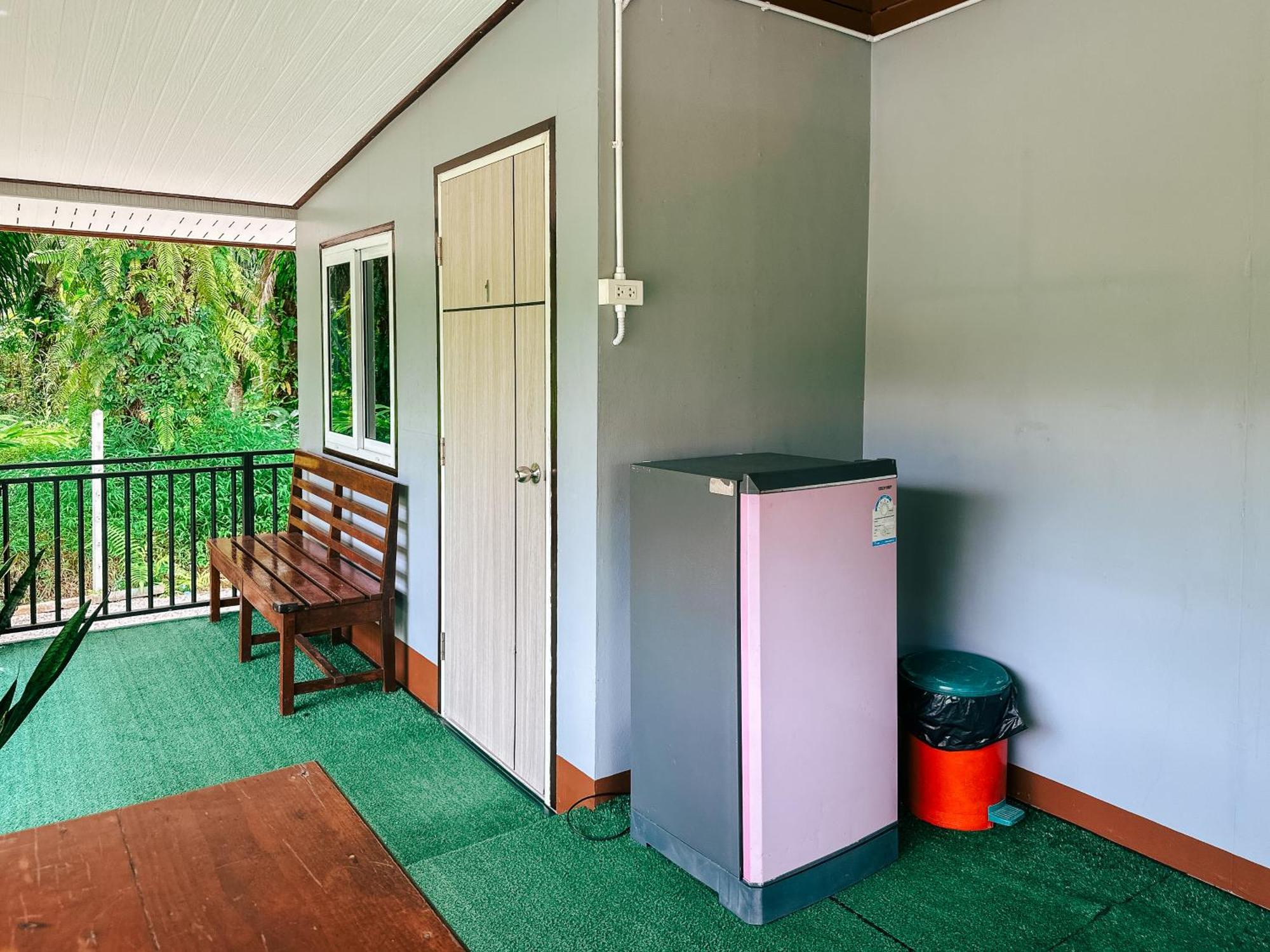 Baan Panmala Guesthouse - Ao Luek, Krabi town المظهر الخارجي الصورة