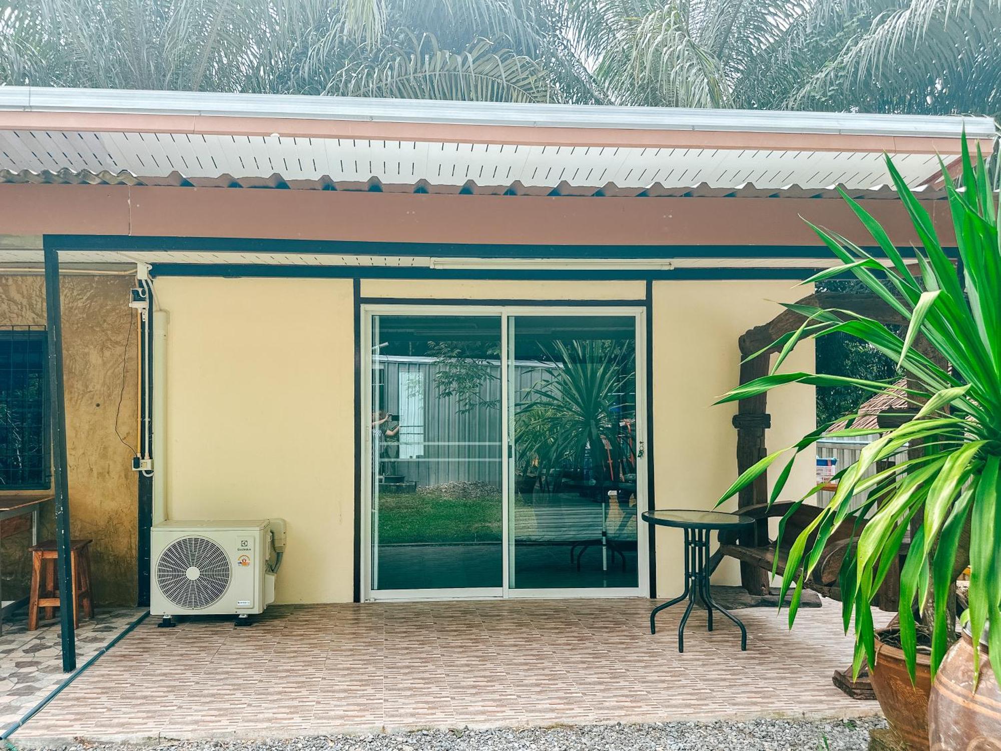 Baan Panmala Guesthouse - Ao Luek, Krabi town المظهر الخارجي الصورة