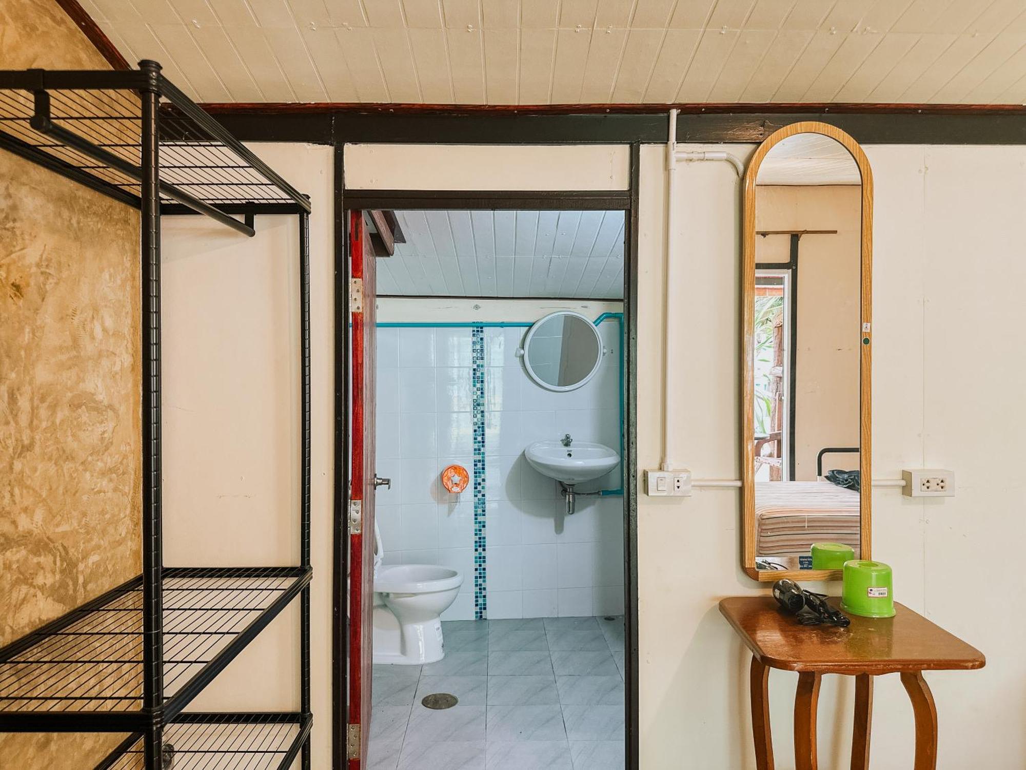 Baan Panmala Guesthouse - Ao Luek, Krabi town المظهر الخارجي الصورة