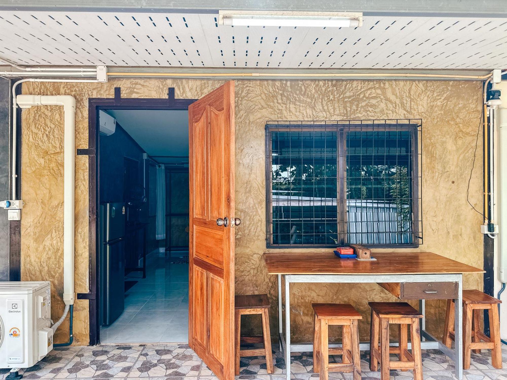 Baan Panmala Guesthouse - Ao Luek, Krabi town المظهر الخارجي الصورة